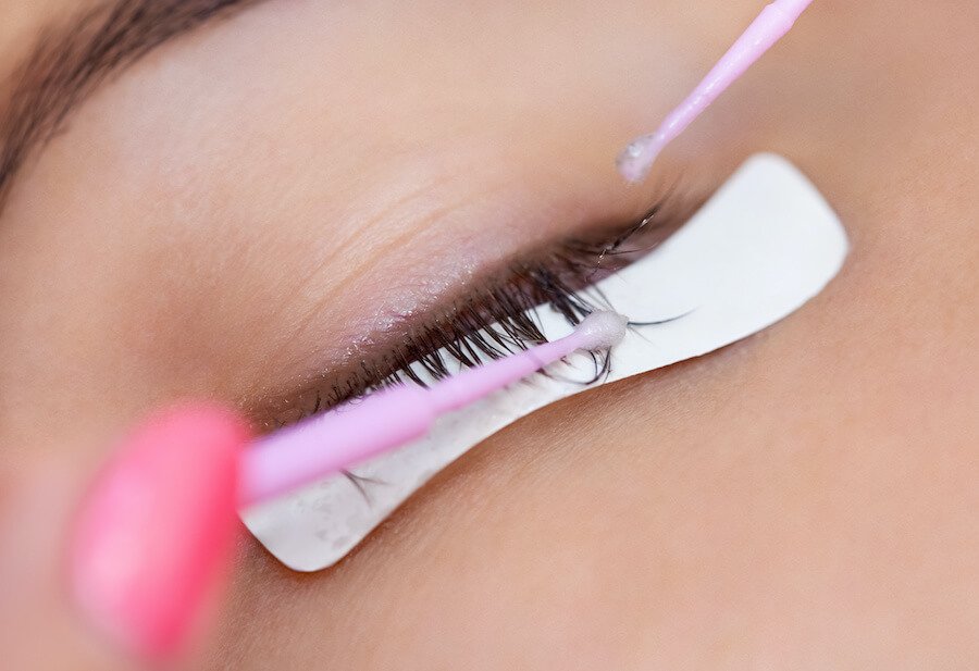 Lash removal